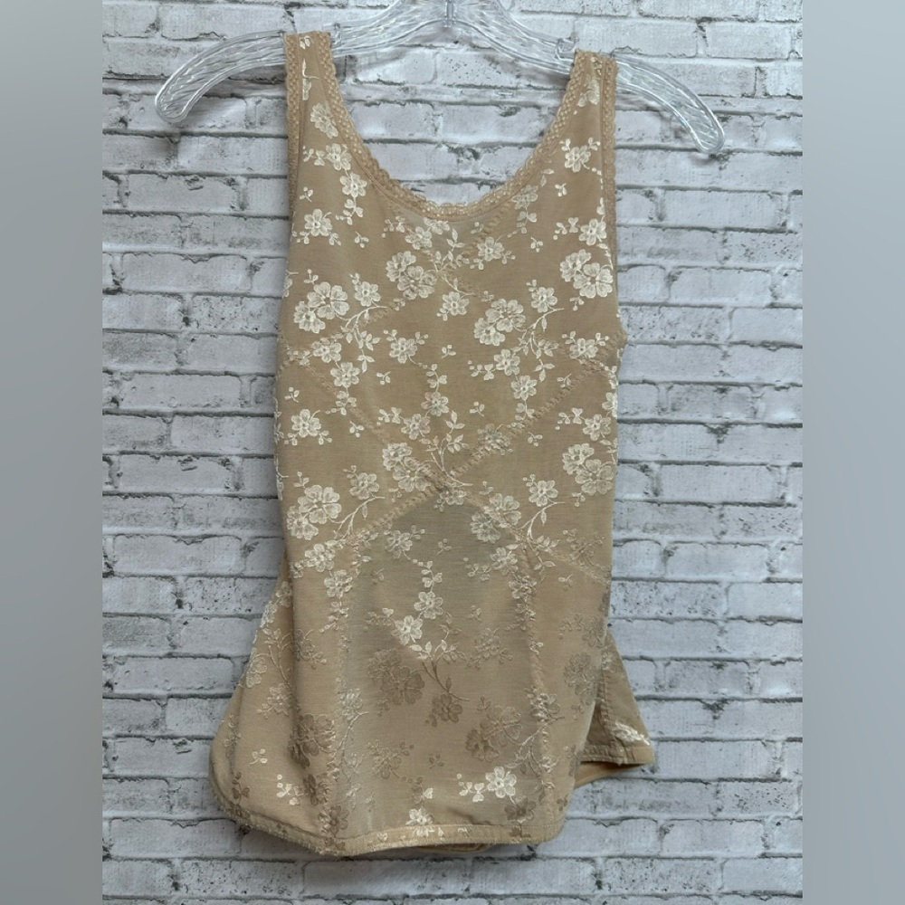 Modern Movement Shapewear Womens Medium Tan Floral Lace